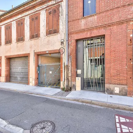 For 4 People In The City Center Toulouse
